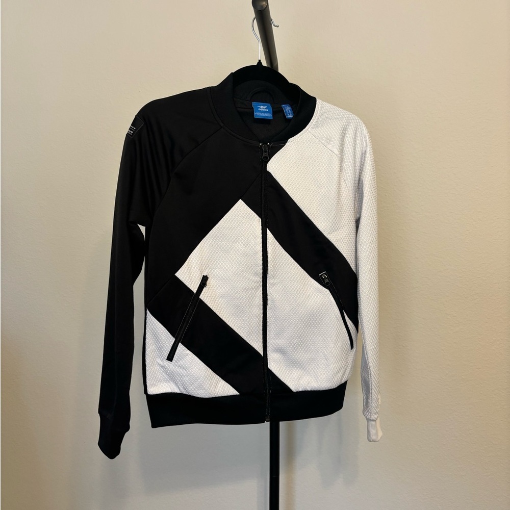 Adidas Women's MonochromeEquipment ADV 91-17 Black & White Bomber Jacket Size XS - Picture 2 of 7